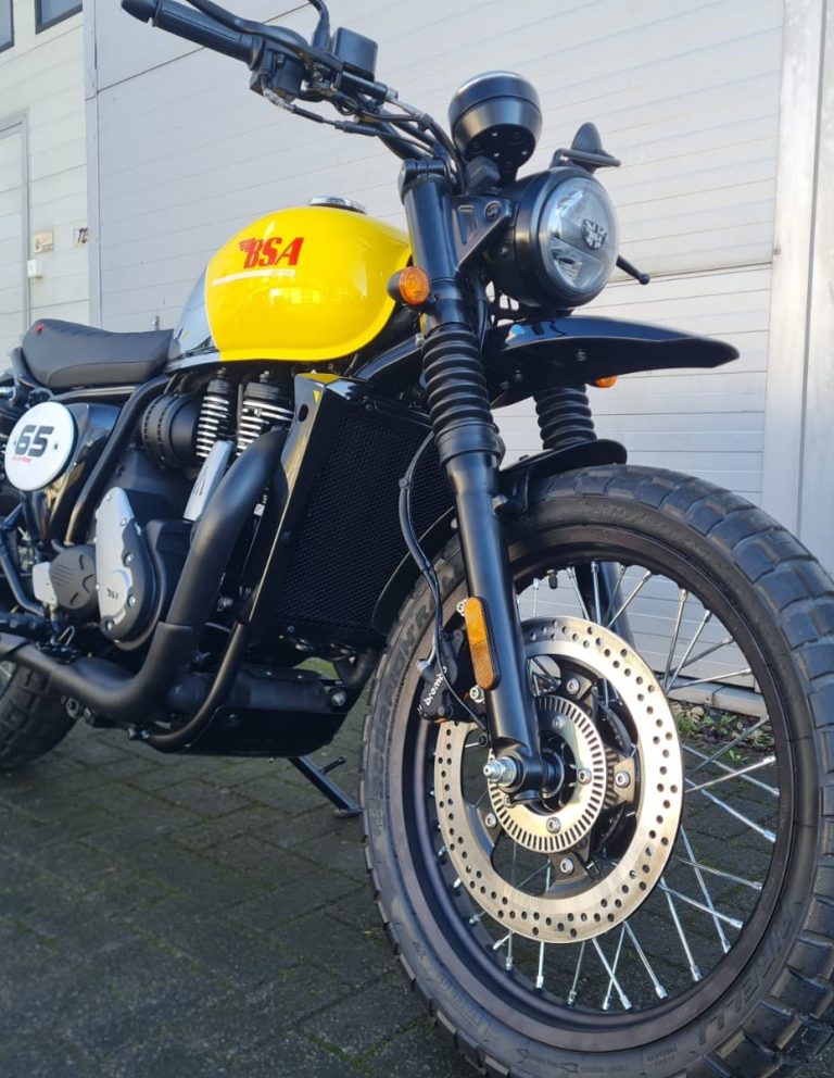 BSA Scrambler 650 Victor Yellow